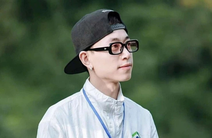 Double2T lên tiếng khi quản lý cũ tự đàm phán chi phí ngoài hợp đồng Double2T lên tiếng khi quản lý cũ tự đàm phán chi phí ngoài hợp đồng