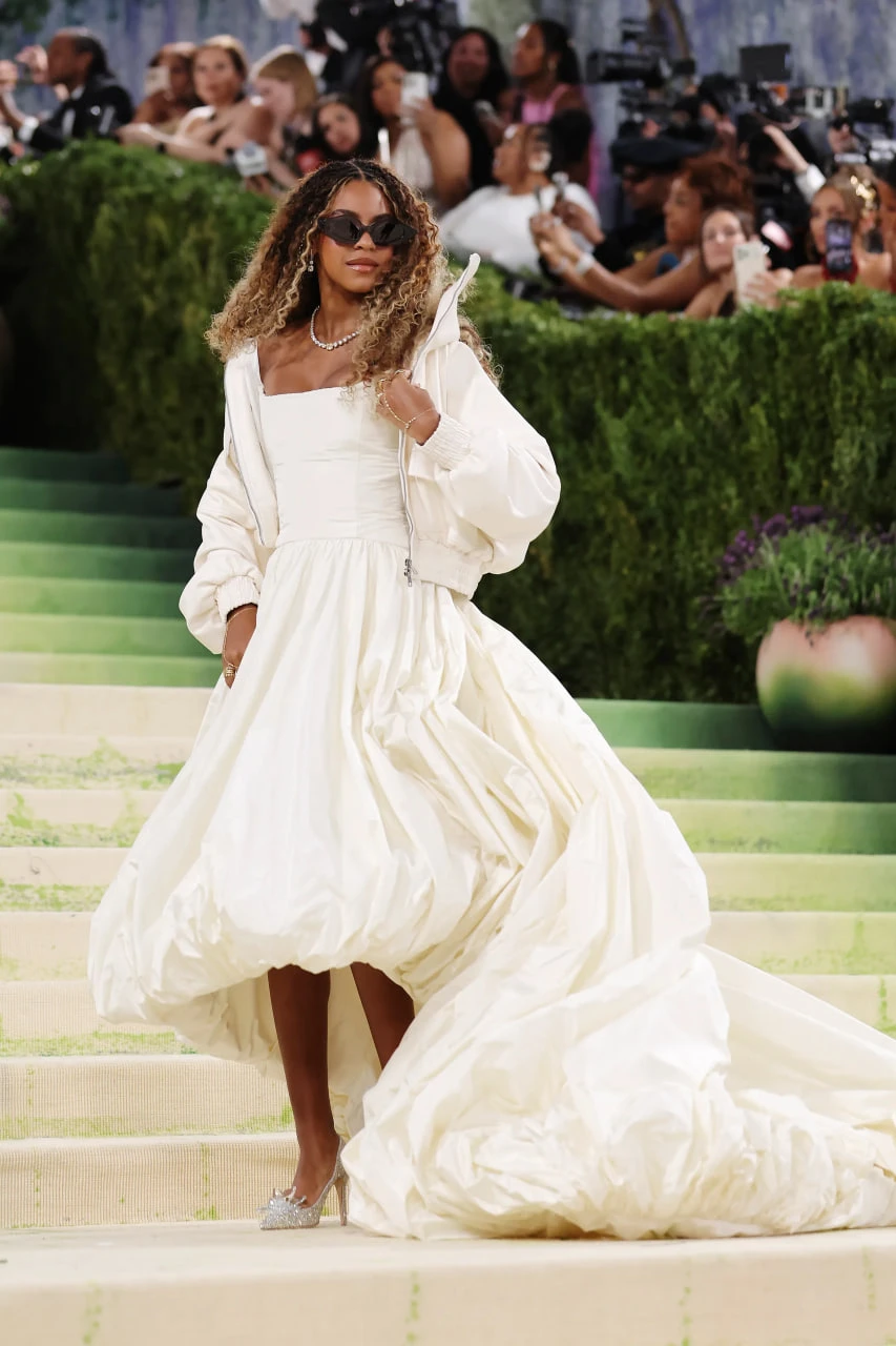 Đứa trẻ quyền lực nhất hành tinh: "Phá luật" của Met Gala Đứa trẻ quyền lực nhất hành tinh: "Phá luật" của Met Gala