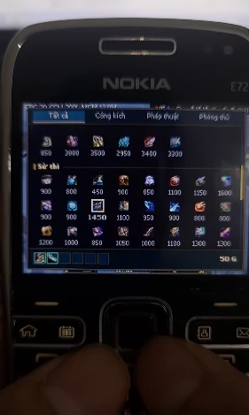 Game thủ Việt Nam chuyển thể Liên Minh Huyền Thoại lên "cục gạch" Nokia, khiến cả cộng đồng 'choáng váng'"