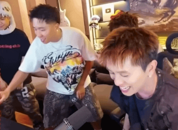 Gây tranh cãi vì lời rap khiếm nhã, quấy rối cả AMEE lẫn dàn Em Xinh, B Ray vội xin lỗi