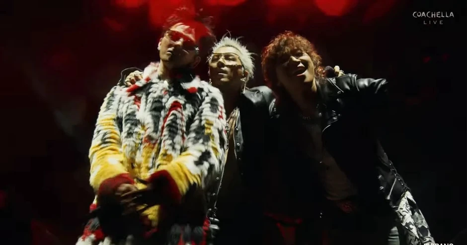 GD và TAEYANG: "Tôi nhảy hộ bạn còn bạn gánh quần áo giúp tôi nhé"