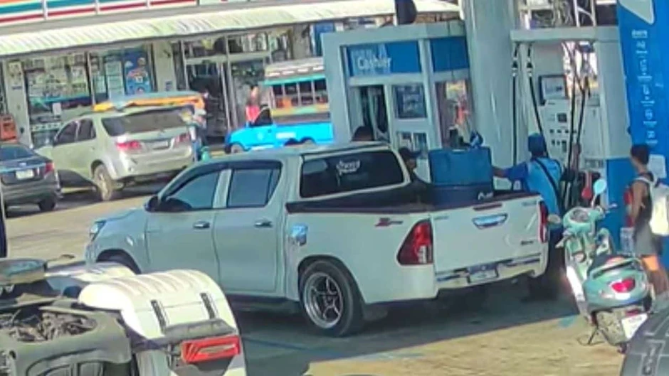 Giá nhiên liệu tăng cao, tài xế ở Thái Lan đổ 100 lít dầu diesel rồi lái đi mất, chủ cây xăng phát đi cảnh báo nóng