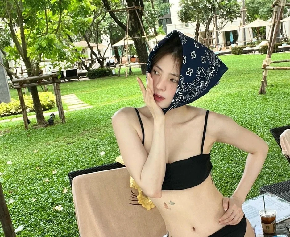 Han So Hee khai gian chiều cao?