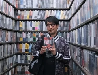 Hideo Kojima lo ngại tương lai số hóa của ngành game sau khi Sony khai tử đĩa vật lý