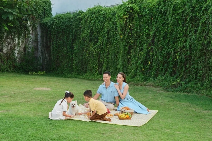 Hồ Ngọc Hà - Kim Lý kỷ niệm 9 năm bên nhau
