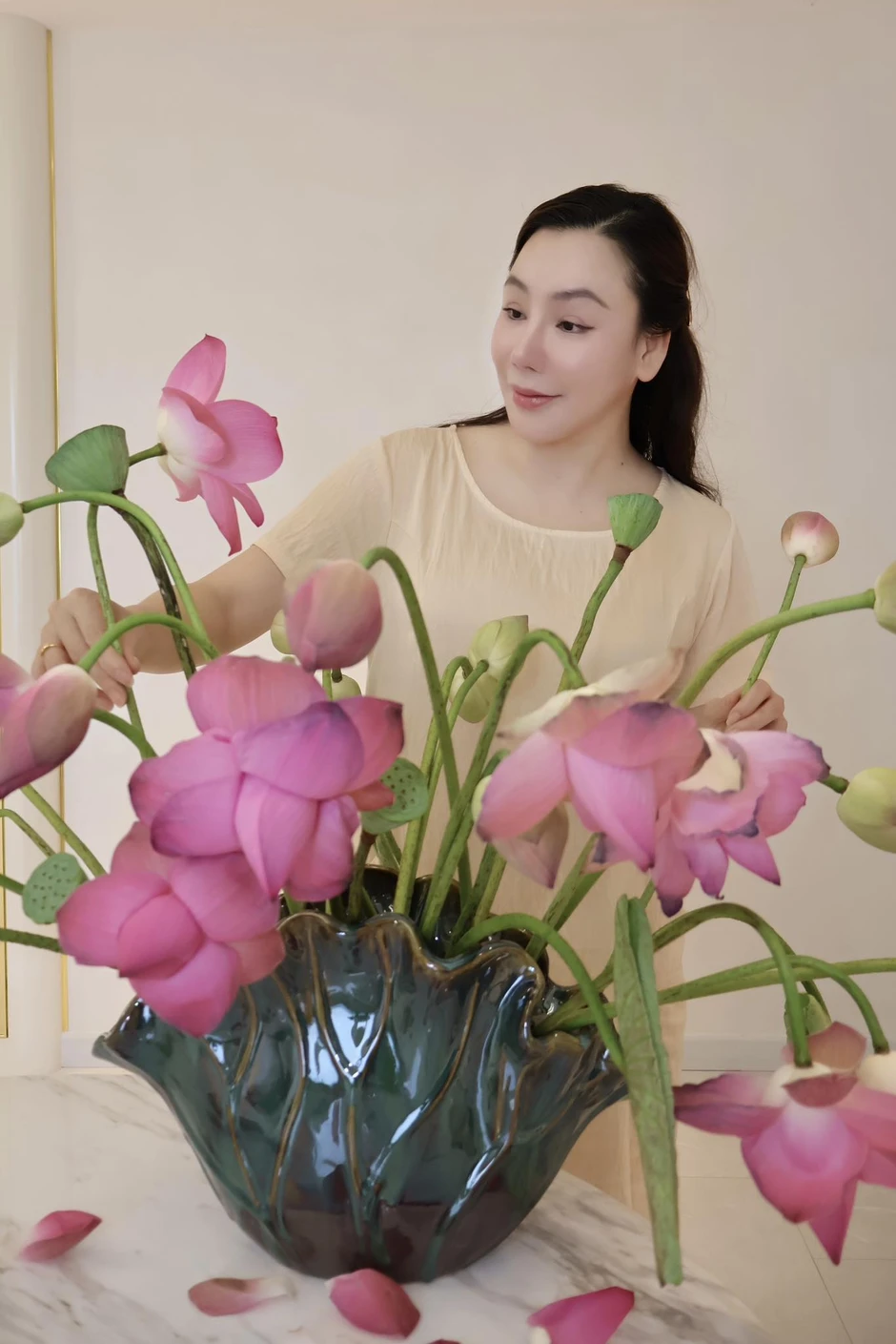 Hồ Quỳnh Hương: U50 mới kết hôn, có con mà không ai hay biết Hồ Quỳnh Hương: U50 mới kết hôn, có con mà không ai hay biết