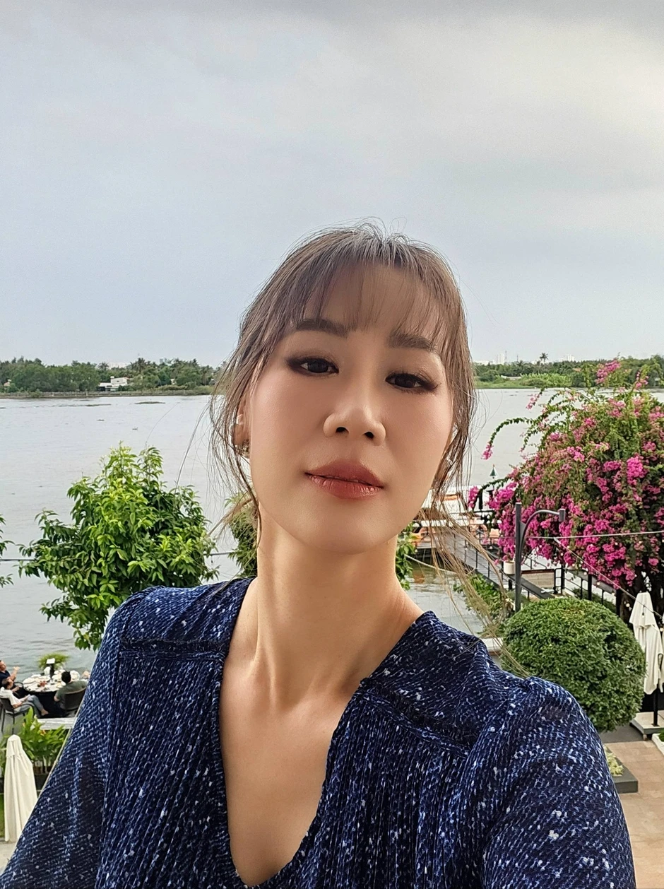 Hoa hậu Dương Thuỳ Linh nhảy vào drama "trợ lý phải dắt chó đi dạo": Thế các bạn tưởng trợ lý cá nhân là làm gì?