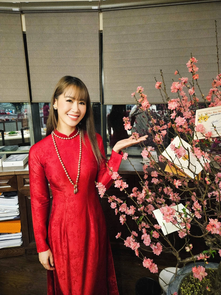 Hoa hậu Dương Thuỳ Linh nhảy vào drama "trợ lý phải dắt chó đi dạo": Thế các bạn tưởng trợ lý cá nhân là làm gì?