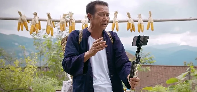 Hoa hậu Vi Minh bị tố ăn chặn tiền từ thiện Hoa hậu Vi Minh bị tố ăn chặn tiền từ thiện
