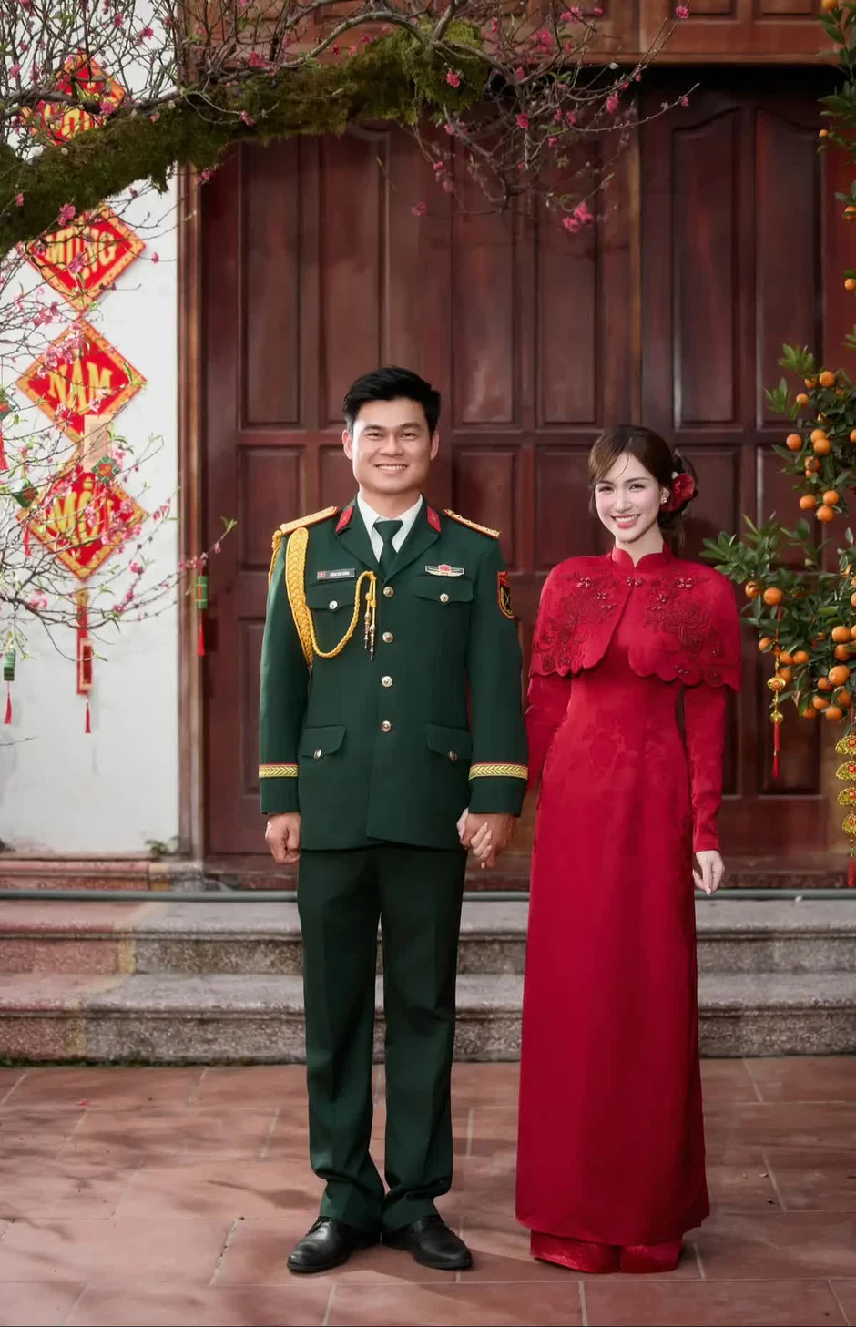 Hòa Minzy thông báo ngưng đăng tải hình ảnh về chồng Đại úy