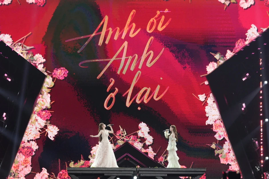 Hòa Minzy và mỹ nhân đẹp nhất Việt Nam: Ai hơn ai? Hòa Minzy và mỹ nhân đẹp nhất Việt Nam: Ai hơn ai?
