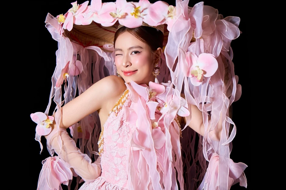 Hoàng Thùy Linh bị gọi tên