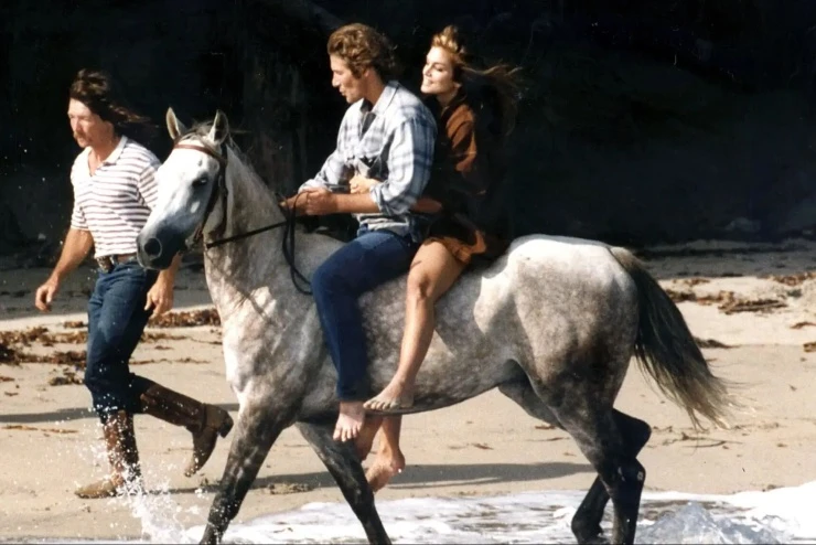 Hôn nhân chóng vánh của Cindy Crawford và Richard Gere Hôn nhân chóng vánh của Cindy Crawford và Richard Gere