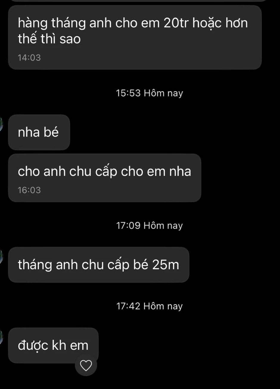 Hot girl sale xe hé lộ góc khuất nghề
