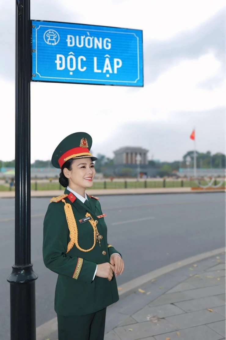 Huyền Sâm kể hậu trường khóc suốt 2 ngày khi quay Phía bên kia thành phố