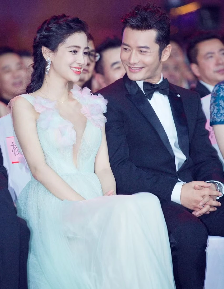Huỳnh Hiểu Minh thổi bùng phẫn nộ