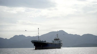Iran thông báo 'mở cửa hoàn toàn' eo biển Hormuz