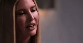 Ivanka Trump khóc trước loạt cú sốc