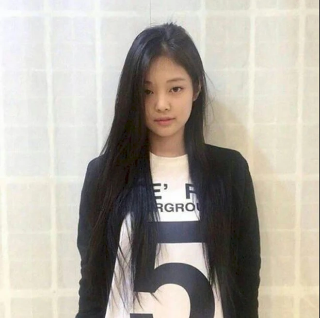 Jennie (BLACKPINK) Đã Trưởng Thành: Hành Trình Khẳng Định Cá Tính và Đẳng Cấp Trong Ngành Giải Trí