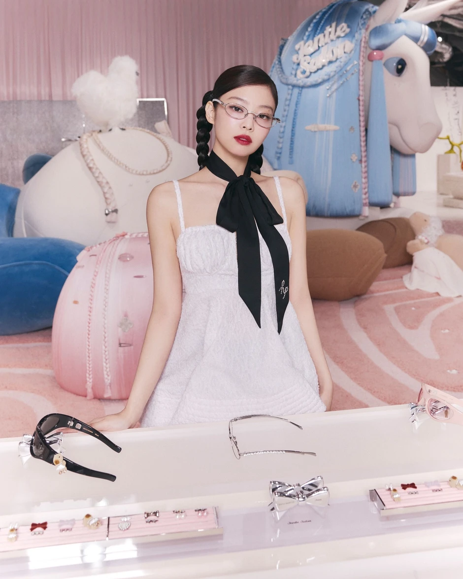 Jennie (BLACKPINK) làm đứt chuỗi tăng trưởng 4 năm liên tiếp của thương hiệu đình đám vì một lý do?