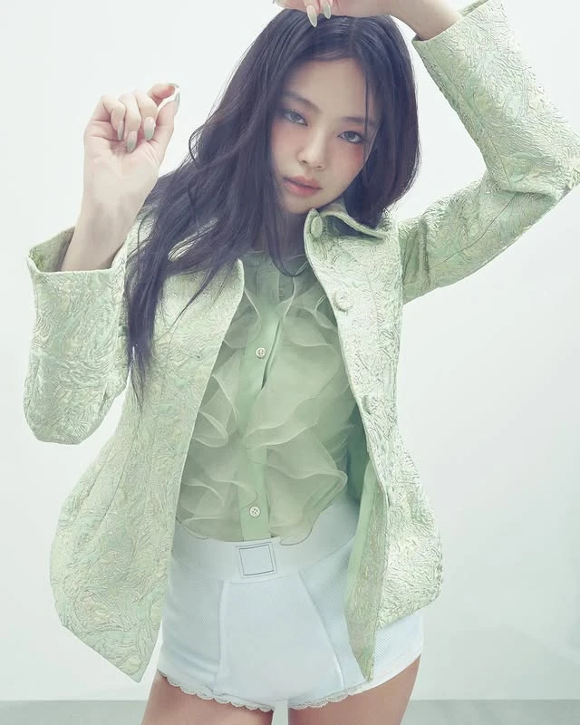 Jennie "hẹn hò" người khác vẫn nhớ về V (BTS)?