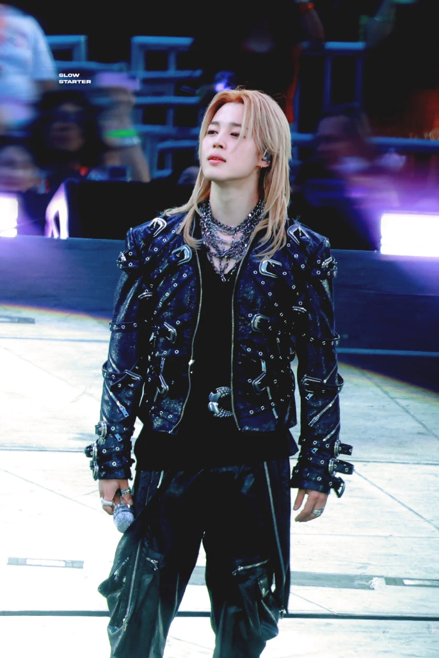 Jimin (BTS) được nhận xét giống hệt Rosé (BLACKPINK)