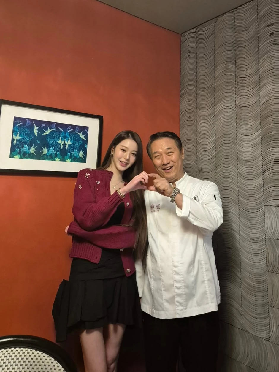 Jo In Sung lộ ảnh hẹn hò Jang Won Young kém 23 tuổi, showbiz đón cặp đôi chú cháu đẹp nhất lịch sử?