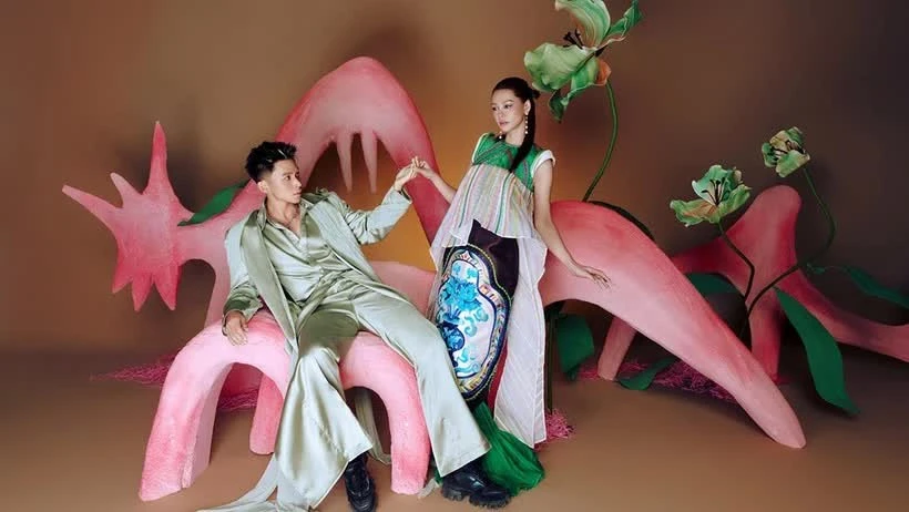 Jun Phạm tự nhận cả đời chưa có lấy 1 bản hit, ra MV phản cảm viral bằng 16 năm đi hát