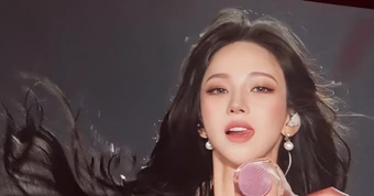 Karina (aespa) khiến cả triệu người sững sờ vì nhan sắc đẹp hơn trí tuệ nhân tạo