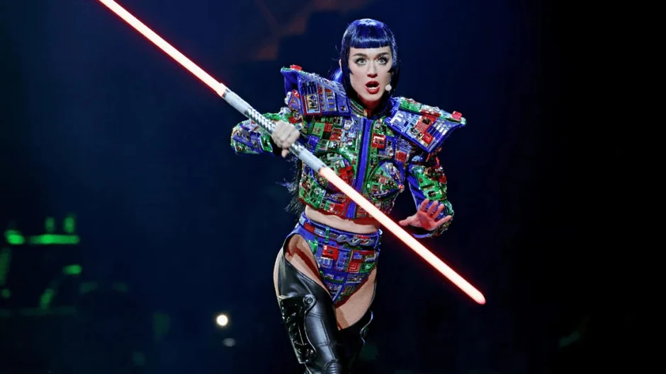 Katy Perry đã "hồi sinh": Diễn chính khai mạc World Cup 2026, kho hit thay nhau đánh chiếm BXH