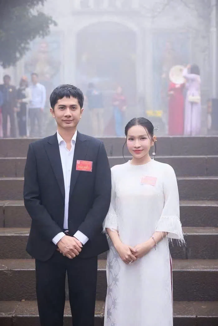 Khả Như kêu cứu giữa lúc rộ nghi vấn có tin vui với Huỳnh Phương