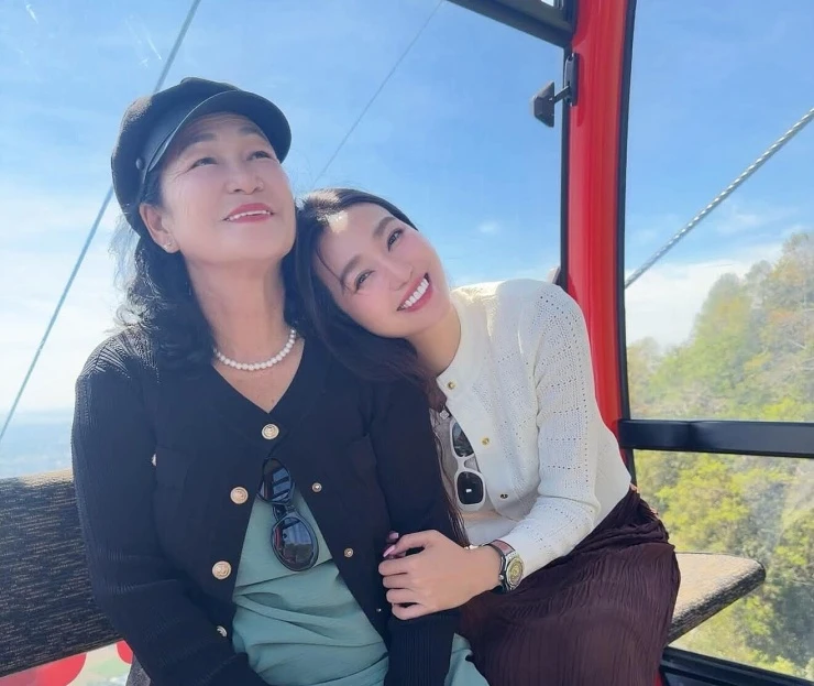 Khánh My: Tôi không muốn kết hôn, sinh con