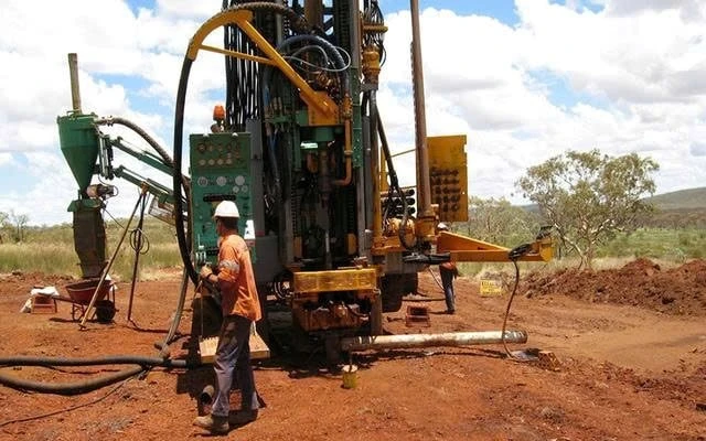 Khoan 498 lỗ sâu tổng 46.000m, phát hiện 40 mỏ vàng và 70 loại kho báu mới, công nghệ thăm dò đằng sau có gì?