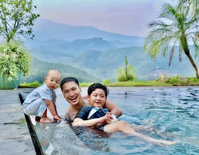 Không gian xanh mướt trong biệt thự nghỉ dưỡng của Mạnh Trường