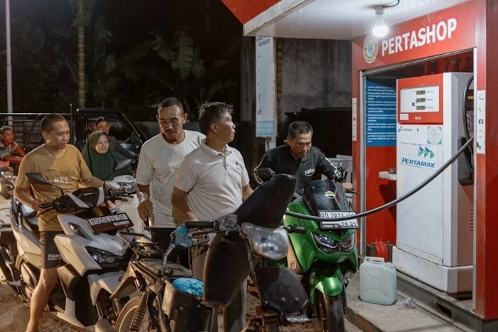 Khủng hoảng nhiên liệu: Láng giềng của Việt Nam và Thái Lan chỉ còn xăng dầu đủ dùng trong 25 ngày