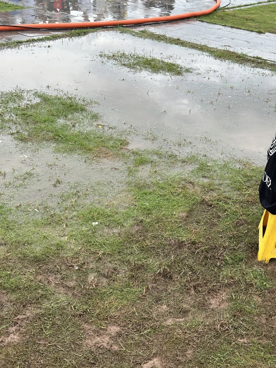 Kiếp nạn đêm nhạc có SOOBIN, Quang Hùng MasterD: Sân khấu ngập như sông trước giờ G