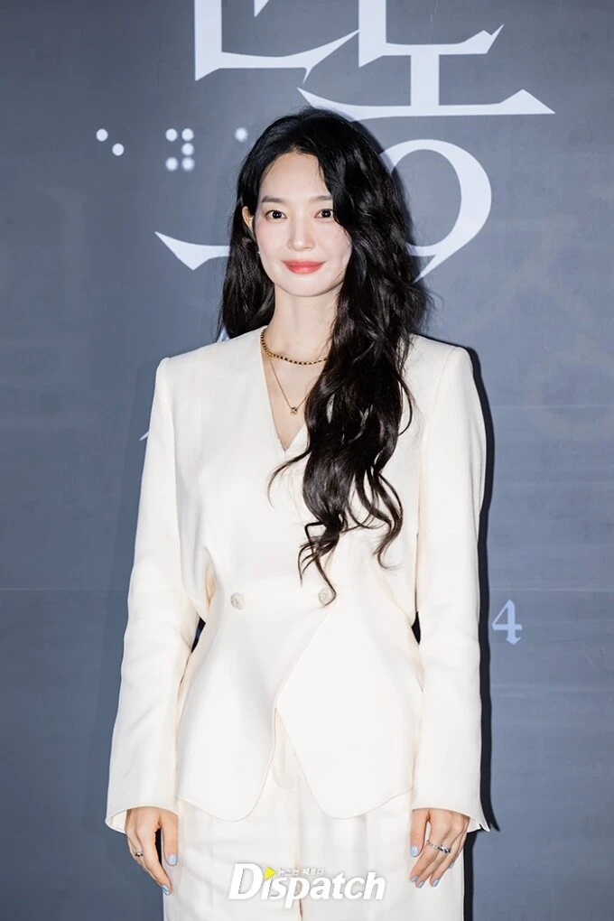 Kim Woo Bin ủng hộ đứa con tinh thần của Shin Min Ah