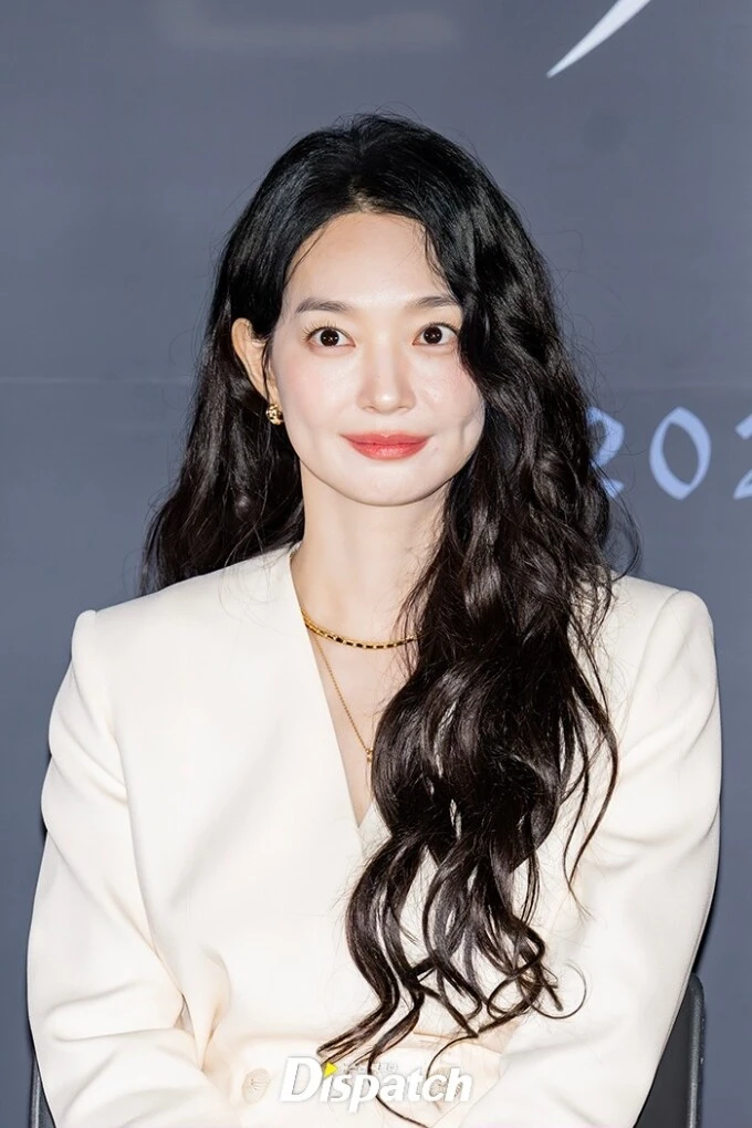 Kim Woo Bin ủng hộ đứa con tinh thần của Shin Min Ah