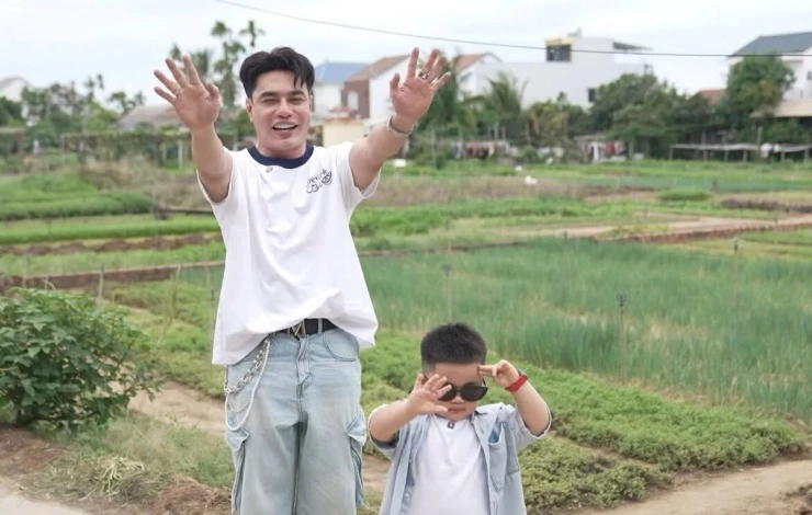 Lê Dương Bảo Lâm và con trai bất ngờ rời “Bố ơi mình đi đâu thế?” Lê Dương Bảo Lâm và con trai bất ngờ rời “Bố ơi mình đi đâu thế?”