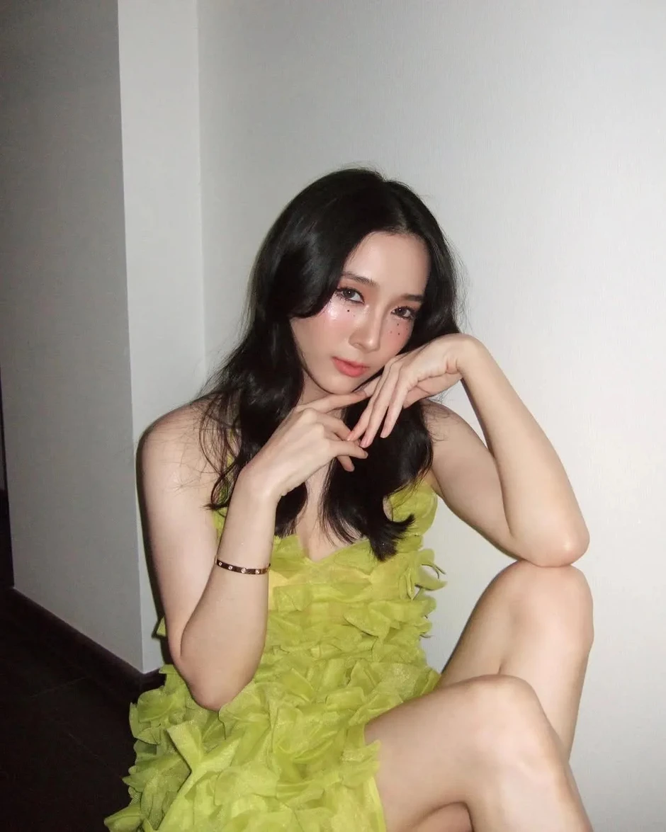 Lộ diện tiểu tam khiến nữ diễn viên hủy hôn thiếu gia nghìn tỷ ngay sau màn cầu hôn khủng