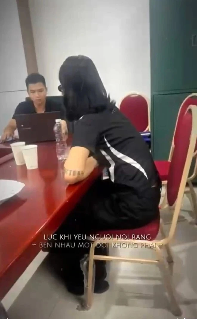Lộ những hình ảnh của Miu Lê tại đồn thu hút sự chú ý