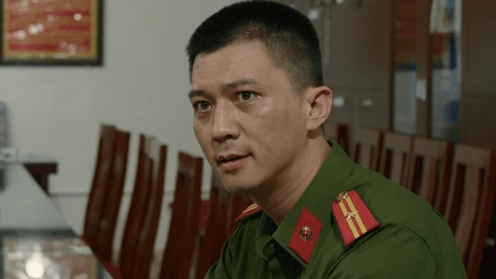 Loạt nam diễn viên nổi tiếng với vai công an trên phim giờ vàng VTV