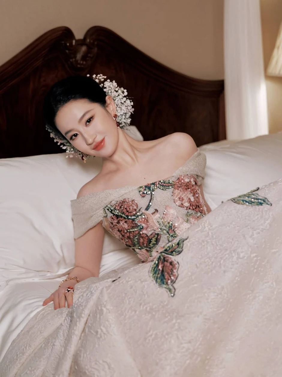 Lưu Diệc Phi bị chê sến súa nhưng lần xuất hiện vẫn mang về 210 tỷ đồng doanh thu