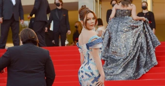 Mỹ nhân dự Cannes nhiều nhất showbiz Việt, chi 50 tỷ và mang 43 bộ váy đi thảm đỏ