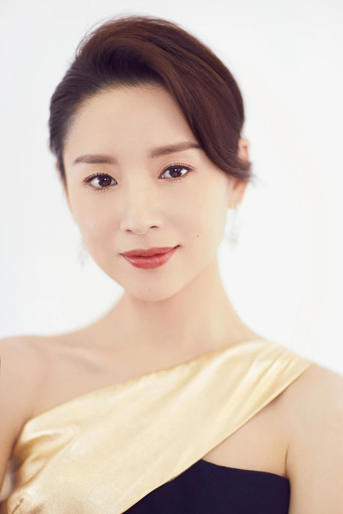 Mỹ nhân khiến Lưu Diệc Phi cũng bị lấn át ánh hào quang, nay chuyển mình ngoạn mục kiếm một lúc 727 tỷ đồng