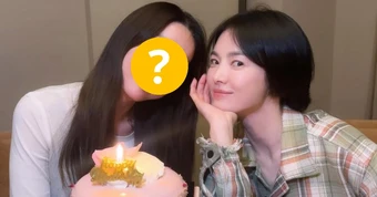 Mỹ nhân sát cánh bên Song Hye Kyo sau khi nữ diễn viên bị tố hủy hoại hôn nhân với Song Joong Ki