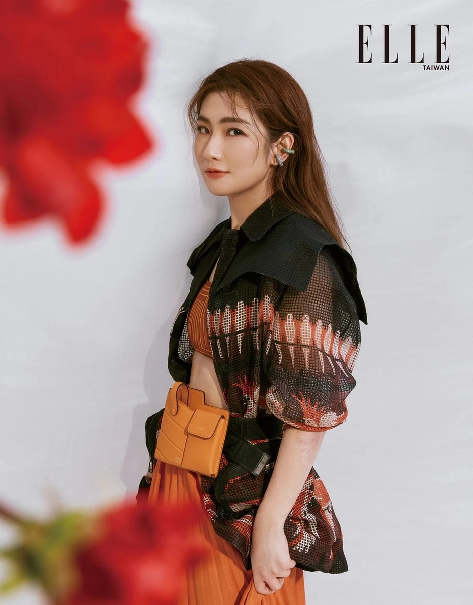 Mỹ nhân showbiz bị lửa thiêu sống bỏng 54%: Ly hôn chồng luật sư, đưa tình trẻ du lịch Phú Quốc liền nhận tin vui bất ngờ Mỹ nhân showbiz bị lửa thiêu sống bỏng 54%: Ly hôn chồng luật sư, đưa tình trẻ du lịch Phú Quốc liền nhận tin vui bất ngờ