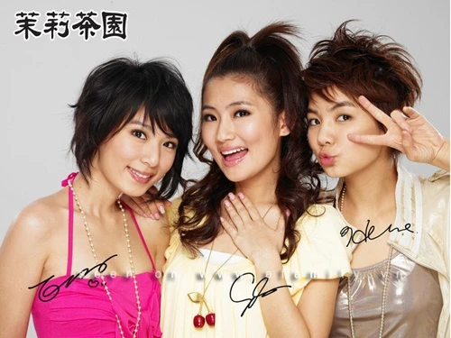 Mỹ nhân showbiz bị lửa thiêu sống bỏng 54%: Ly hôn chồng luật sư, đưa tình trẻ du lịch Phú Quốc liền nhận tin vui bất ngờ Mỹ nhân showbiz bị lửa thiêu sống bỏng 54%: Ly hôn chồng luật sư, đưa tình trẻ du lịch Phú Quốc liền nhận tin vui bất ngờ