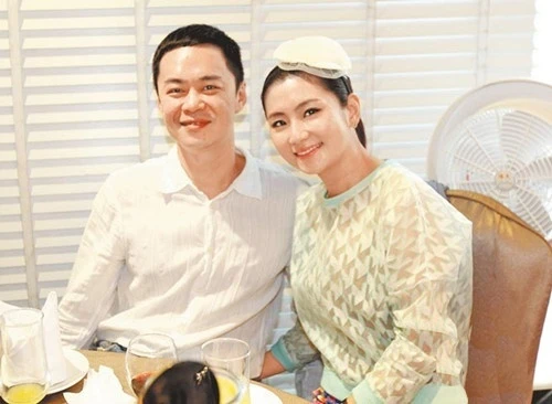 Mỹ nhân showbiz bị lửa thiêu sống bỏng 54%: Ly hôn chồng luật sư, đưa tình trẻ du lịch Phú Quốc liền nhận tin vui bất ngờ Mỹ nhân showbiz bị lửa thiêu sống bỏng 54%: Ly hôn chồng luật sư, đưa tình trẻ du lịch Phú Quốc liền nhận tin vui bất ngờ