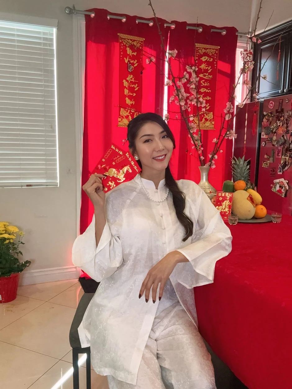 Mỹ nhân Việt cưới sau 1 tháng quen biết: Ly hôn cũng không biết mặt bố mẹ chồng, được chu cấp 130 triệu/tháng Mỹ nhân Việt cưới sau 1 tháng quen biết: Ly hôn cũng không biết mặt bố mẹ chồng, được chu cấp 130 triệu/tháng